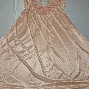 New With Tags Peach Satin Nightgown With Rose Detail Size Large. Sleepwear
